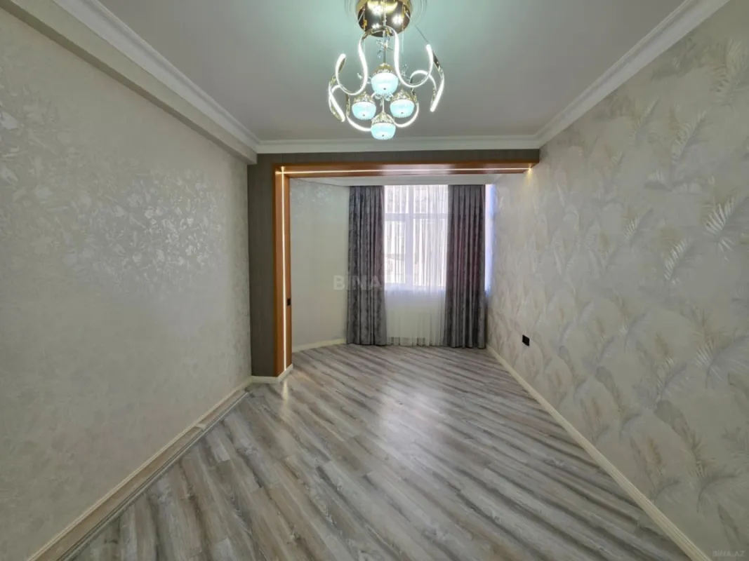 Satılır 3 otaqlı mənzil 98 m²