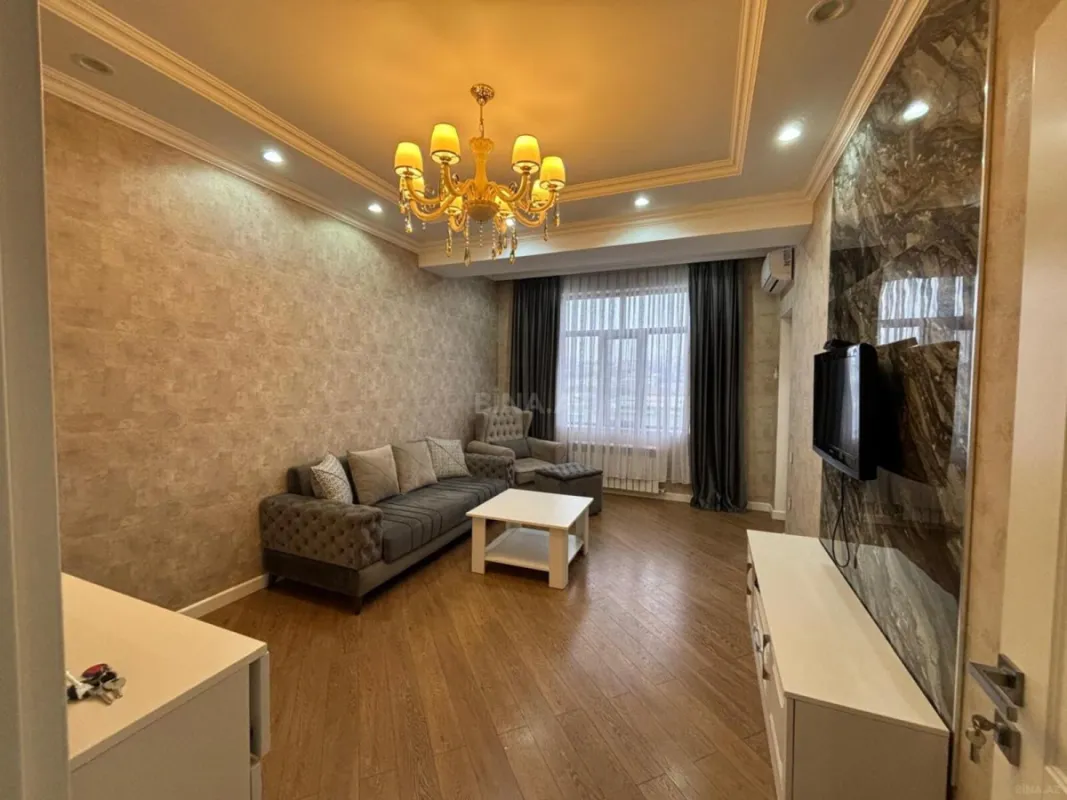 Kirayə verilir 2 otaqlı mənzil 60 m²