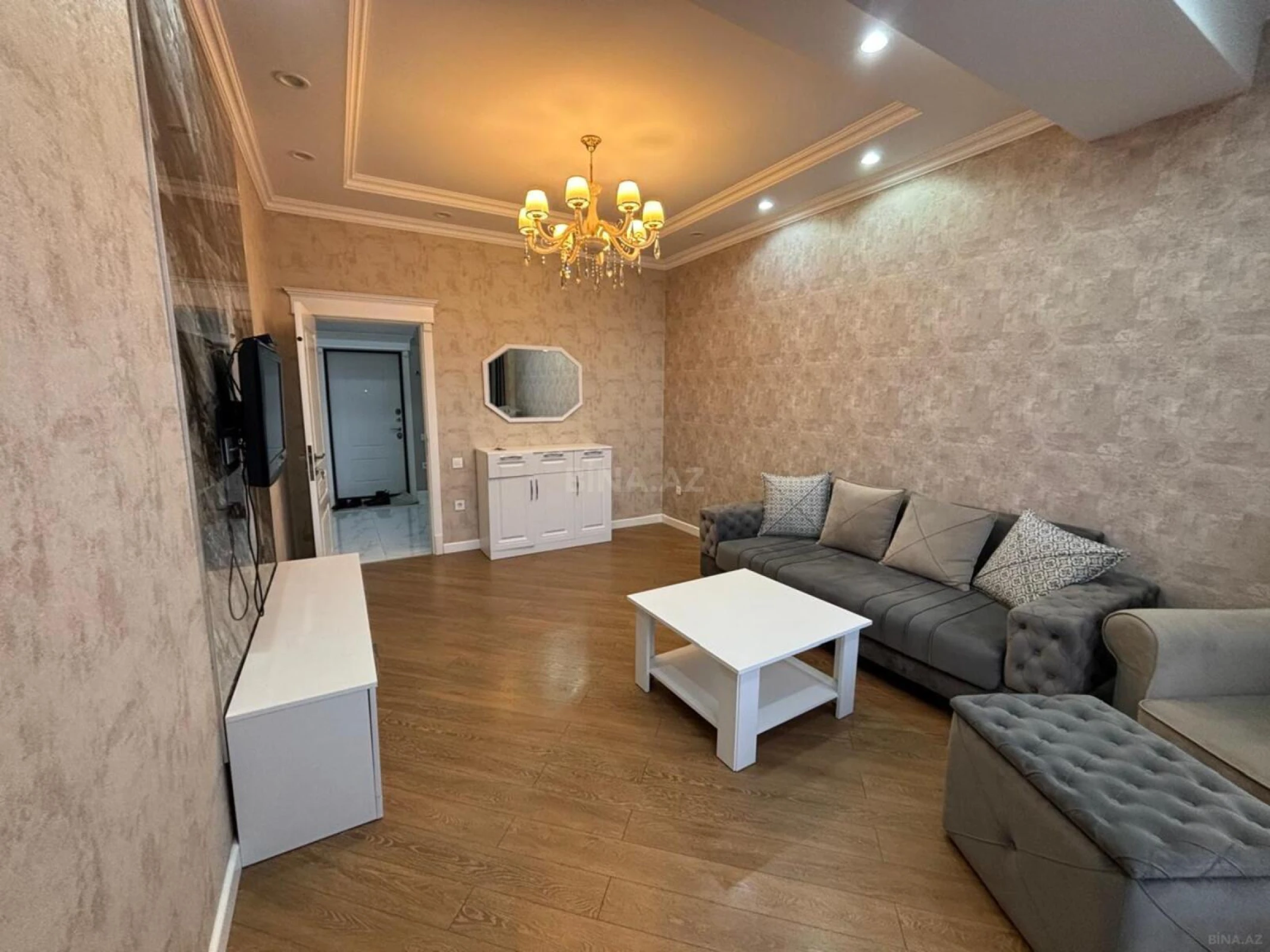 Kirayə verilir 2 otaqlı mənzil 60 m²