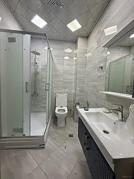 Kirayə verilir 2 otaqlı mənzil 80 m²
