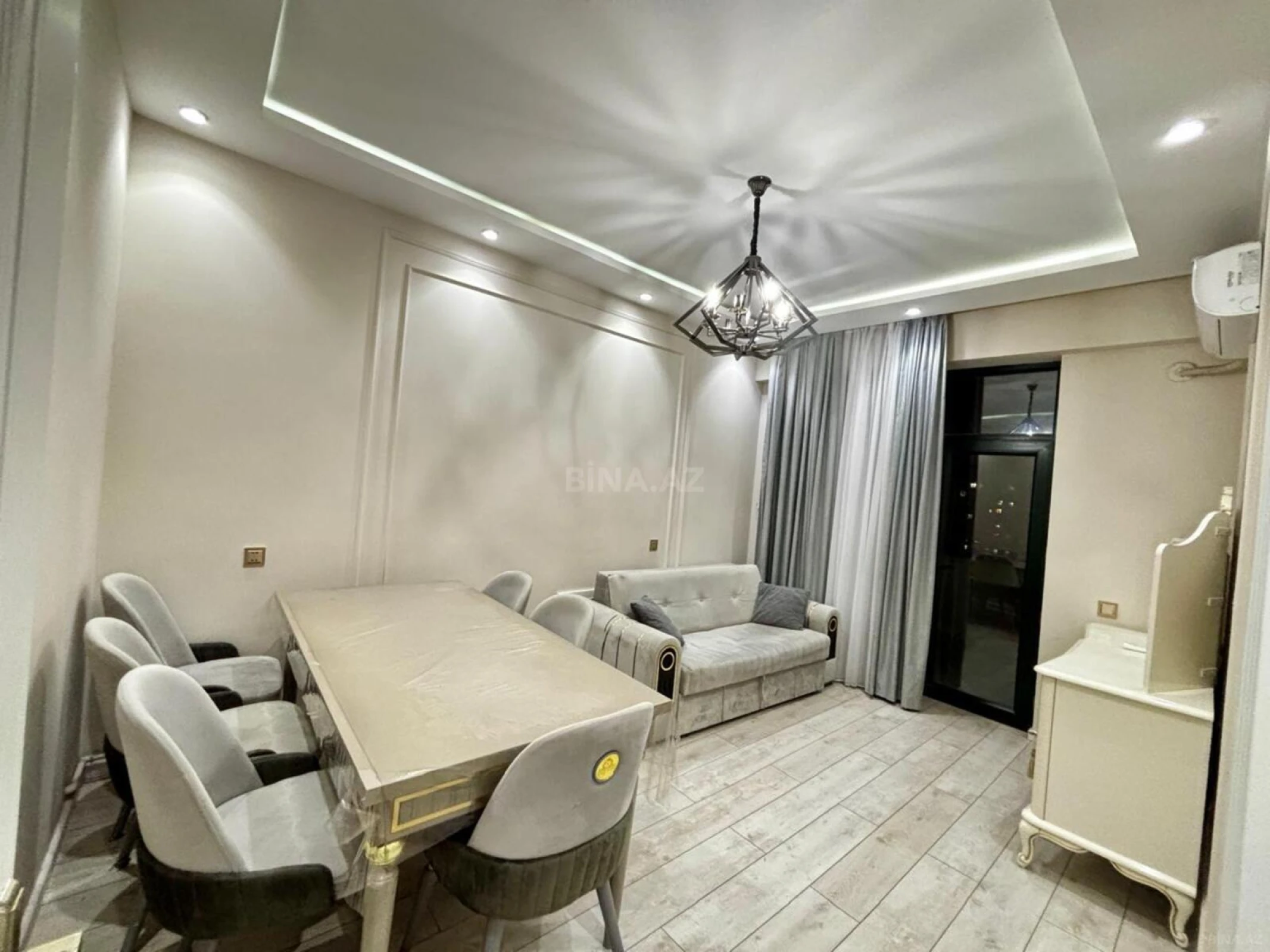 Satılır 2 otaqlı mənzil 60.7 m²