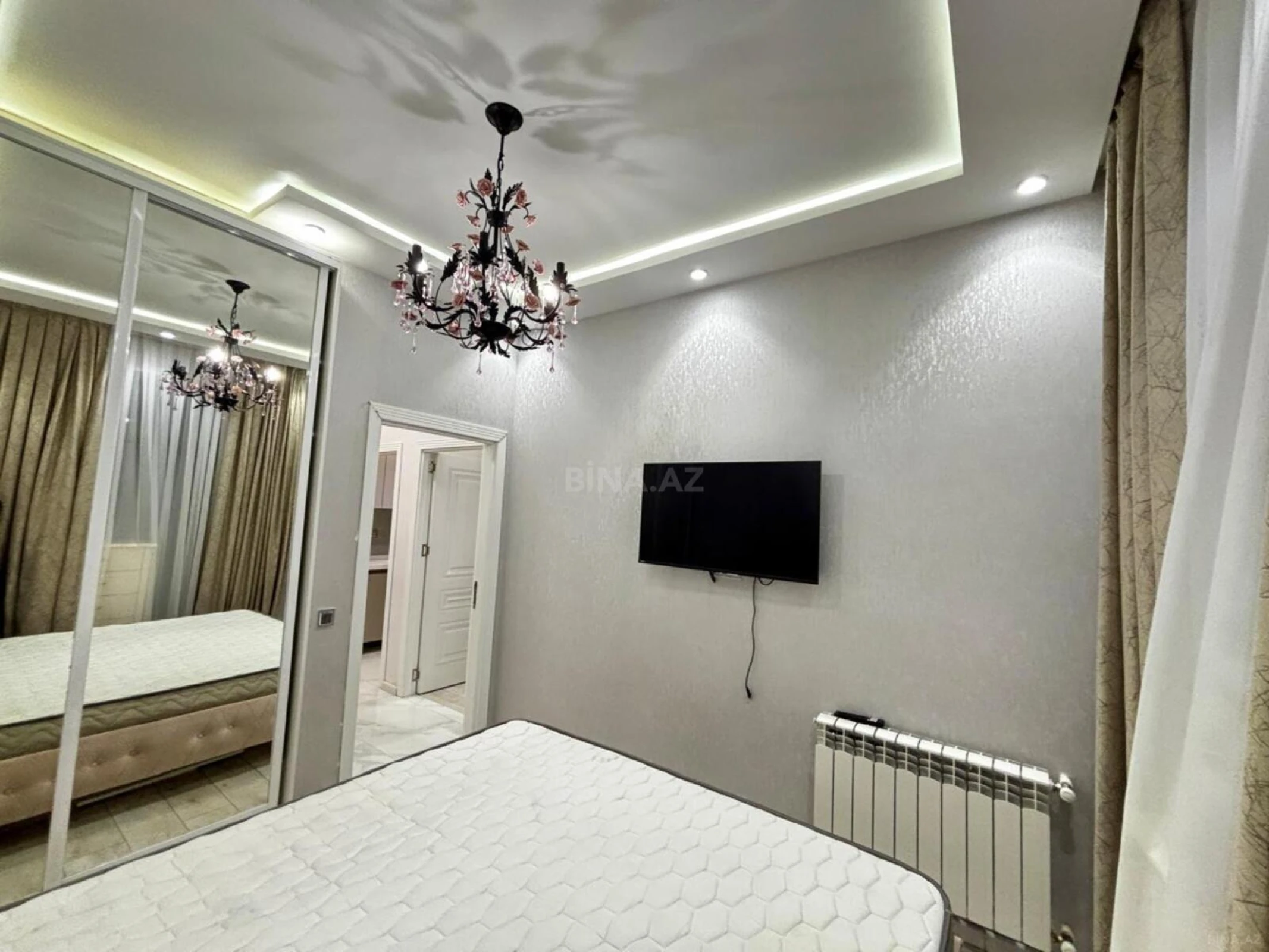Satılır 2 otaqlı mənzil 60.7 m²