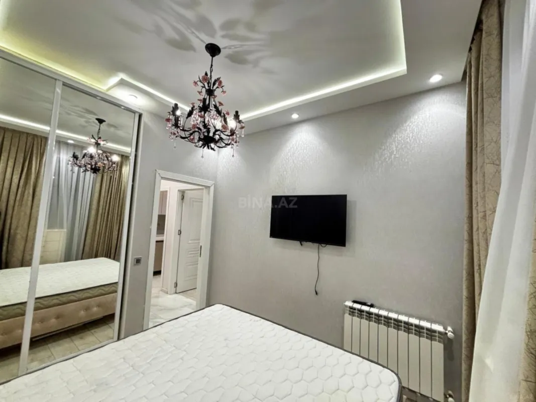 Satılır 2 otaqlı mənzil 60.7 m²