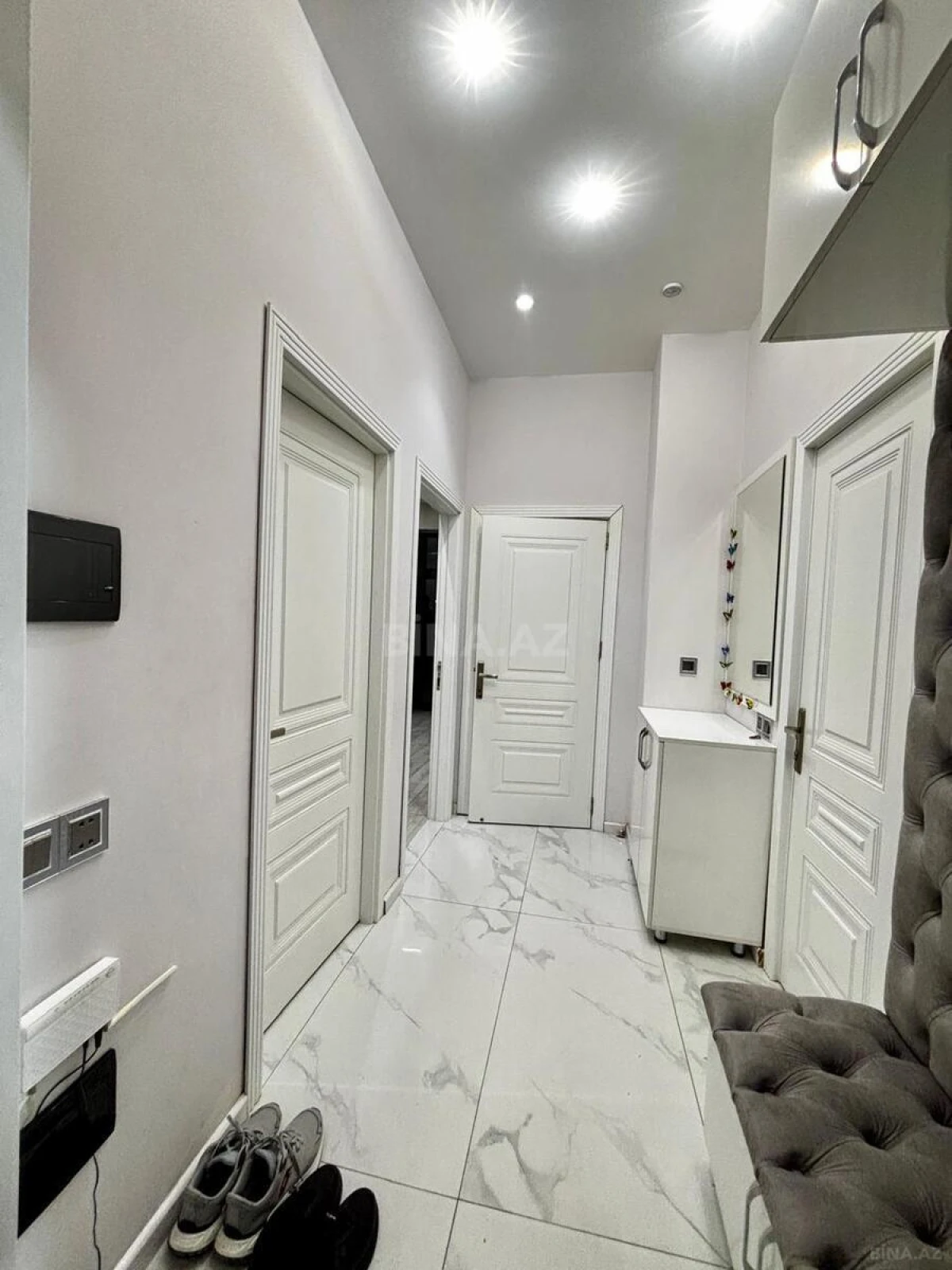Satılır 2 otaqlı mənzil 60.7 m²