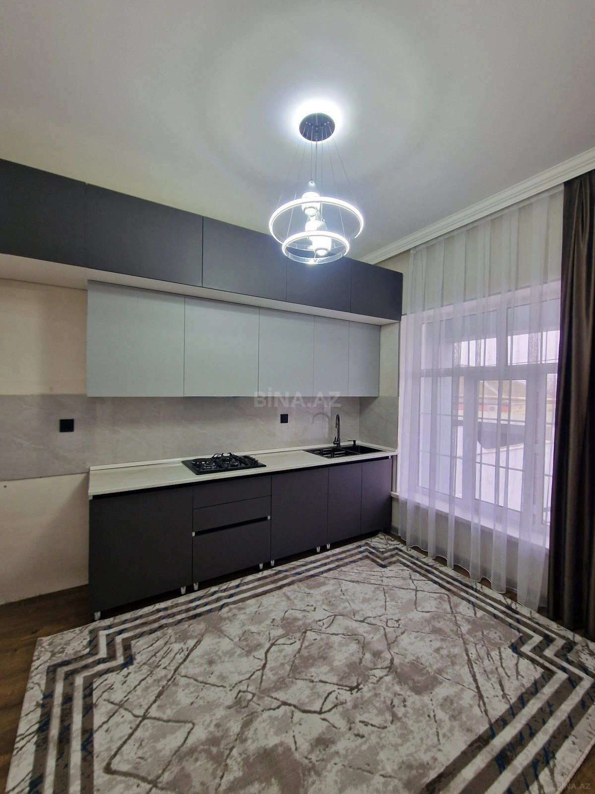 Satılır 4 otaqlı həyət evi 184 m²