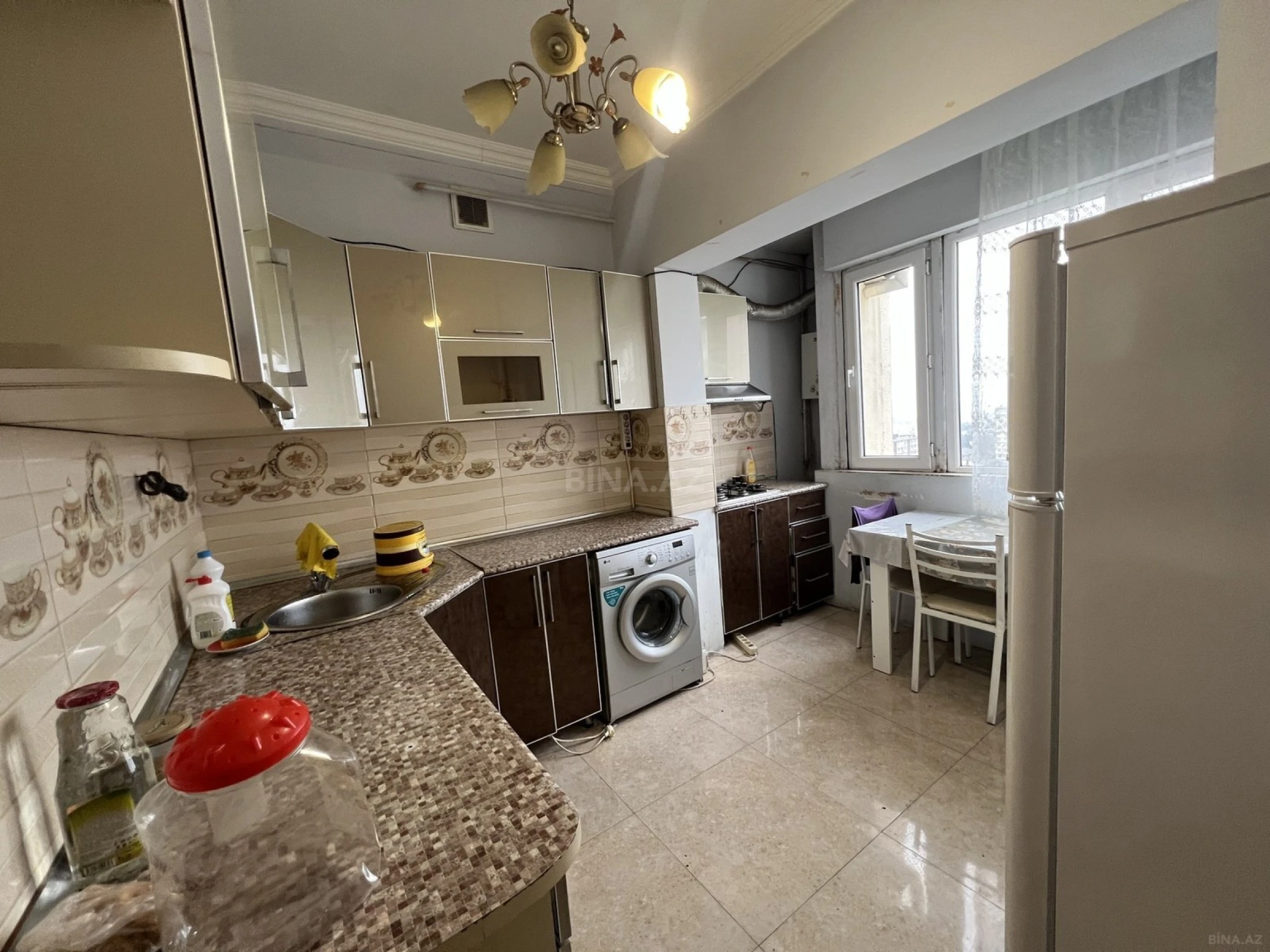 Kirayə verilir 3 otaqlı mənzil 80 m²
