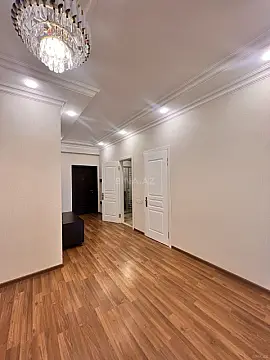 Kirayə verilir 2 otaqlı mənzil 110 m²