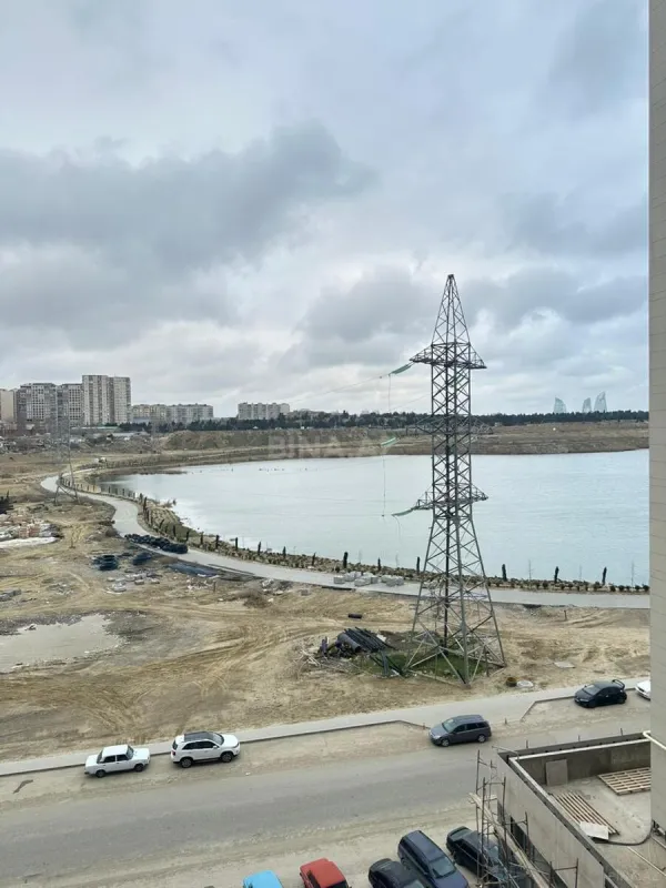 Satılır 3 otaqlı mənzil 65.4 m²