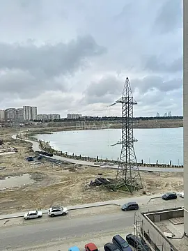 Satılır 3 otaqlı mənzil 65.4 m² — Bakı, İnşaatçılar 3 otaq 65.40 m²