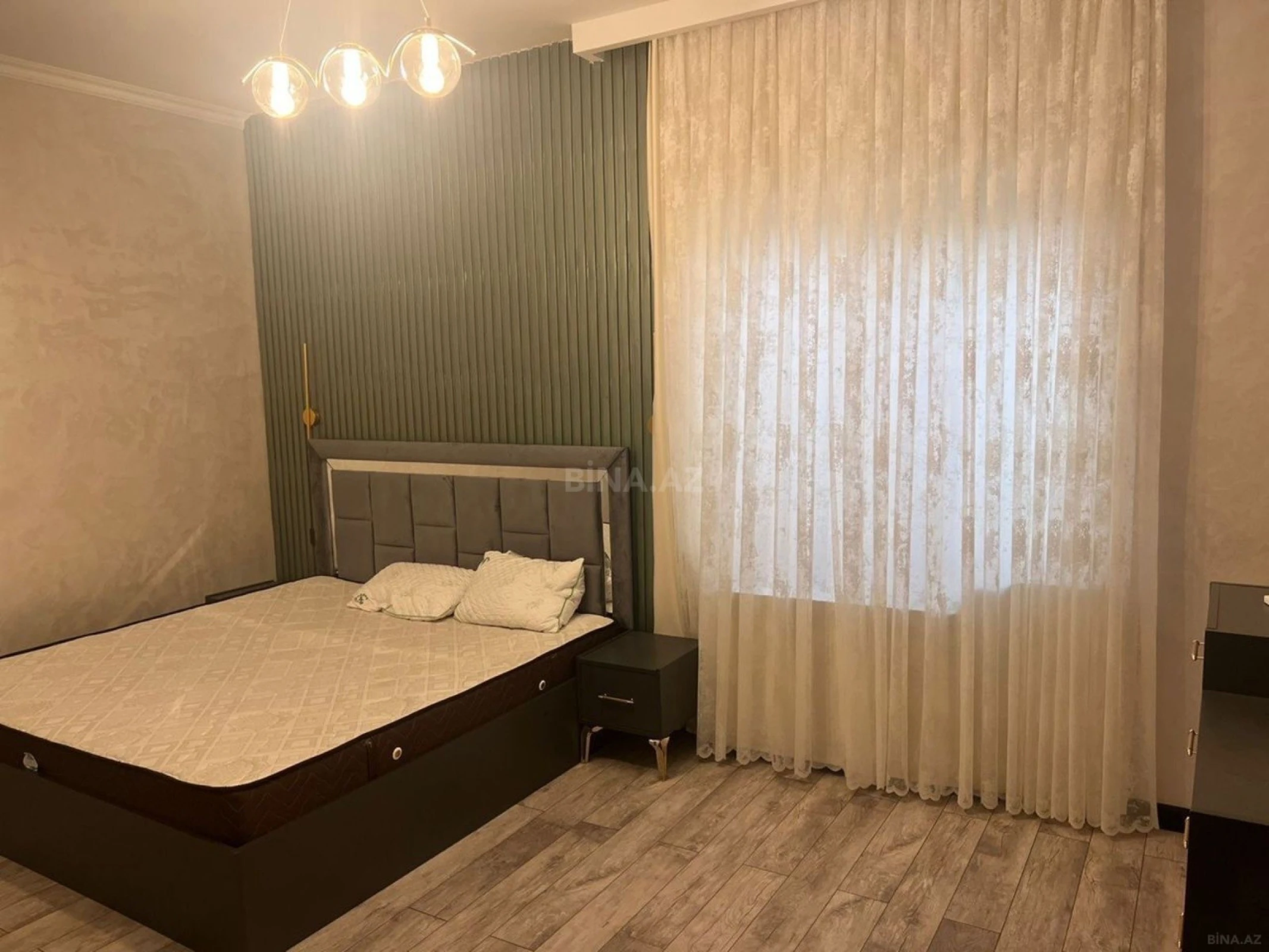 Kirayə verilir 4 otaqlı həyət evi 360 m²