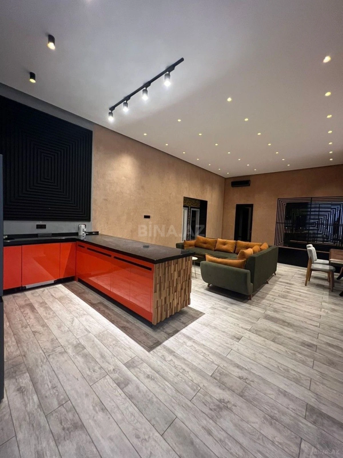 Kirayə verilir 4 otaqlı həyət evi 360 m²