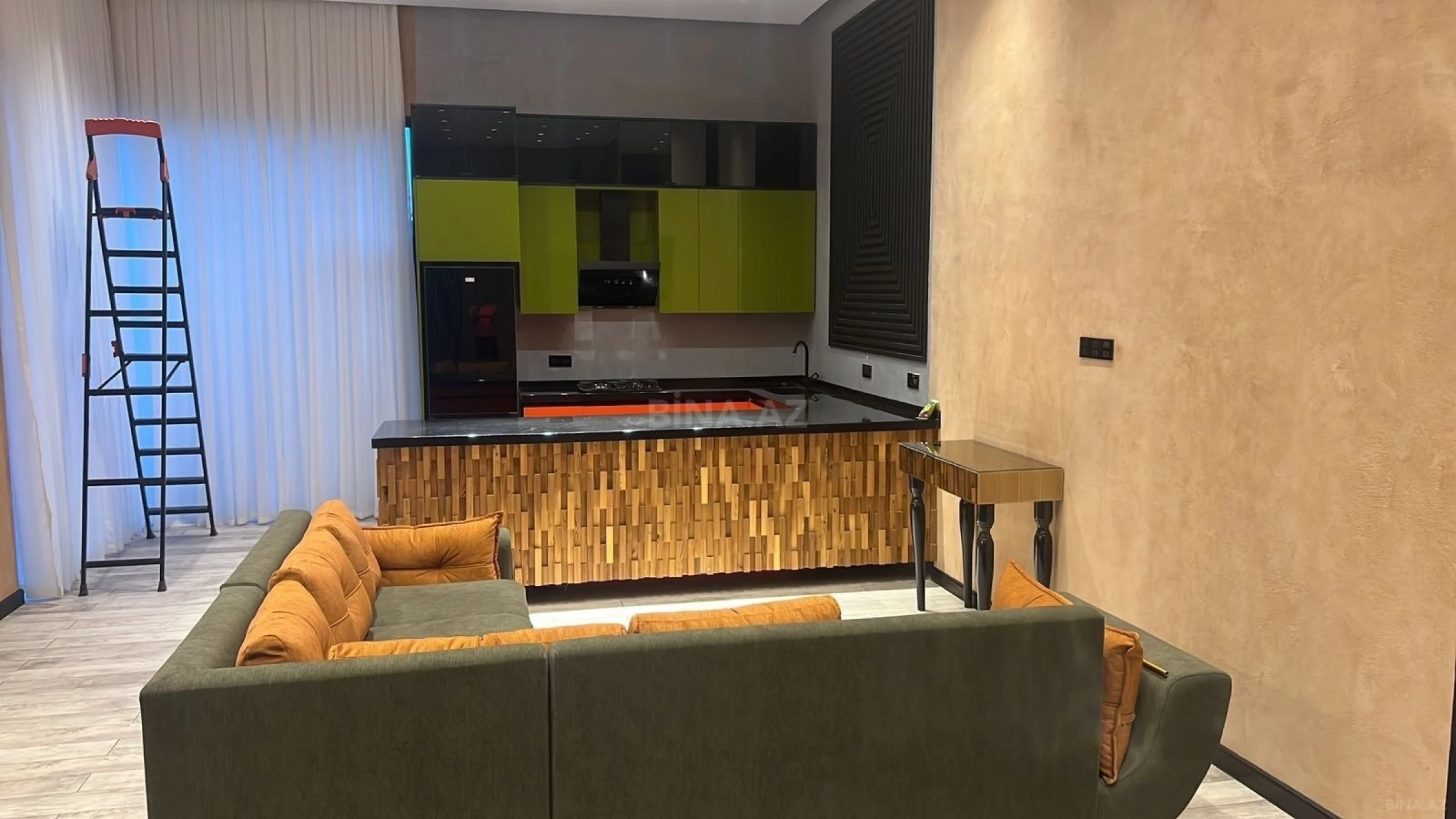 Kirayə verilir 4 otaqlı həyət evi 360 m²