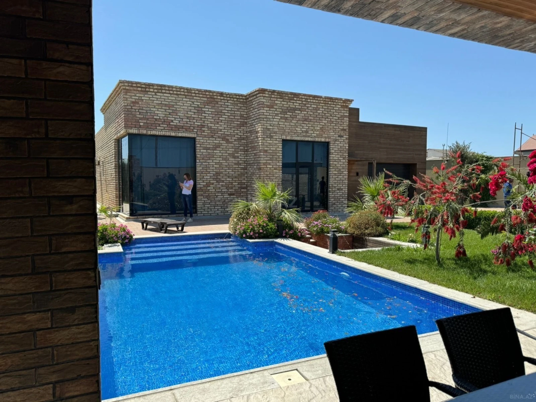 Kirayə verilir 4 otaqlı həyət evi 360 m²
