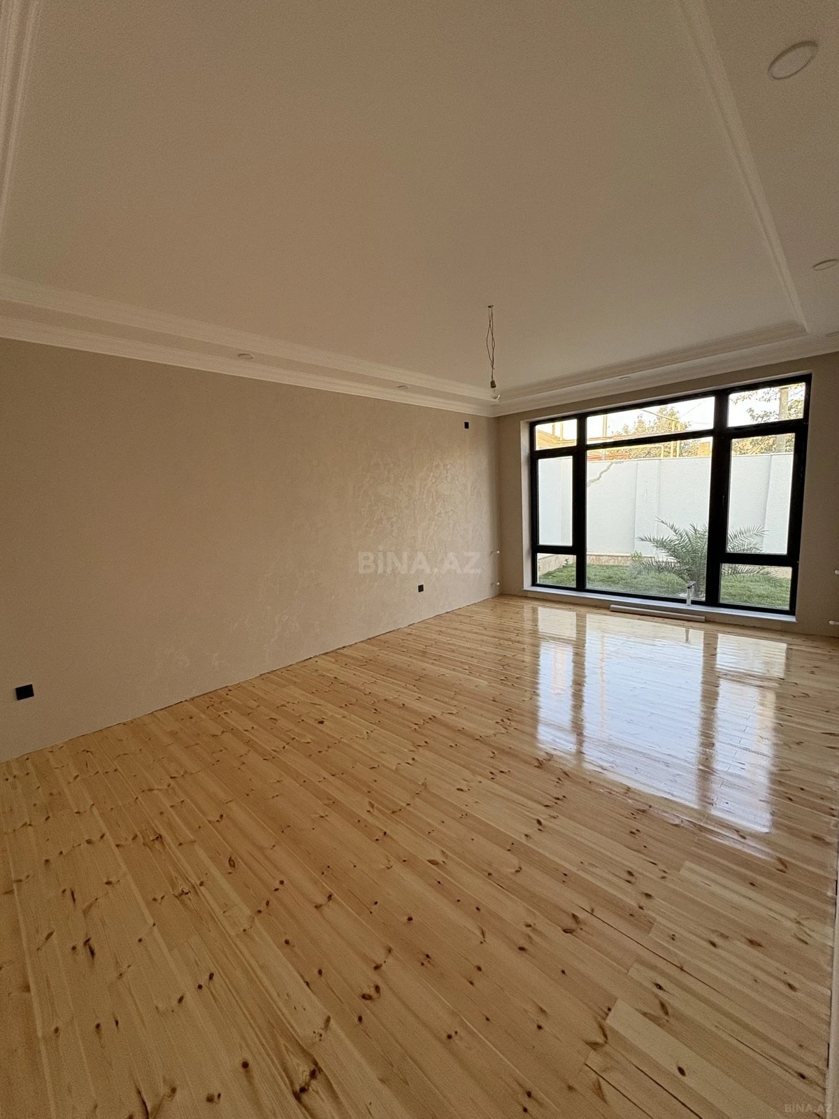 Satılır 4 otaqlı həyət evi 136 m²