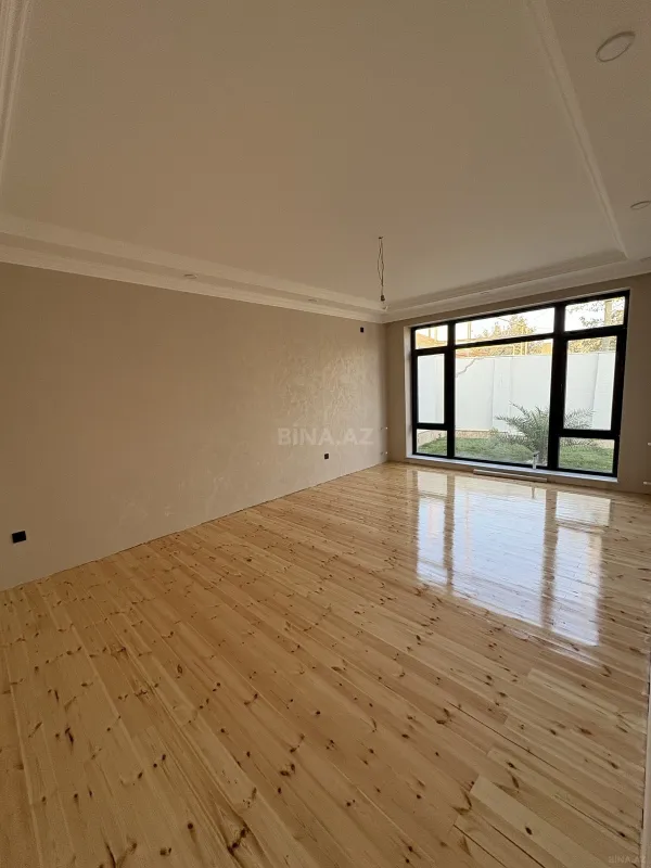Satılır 4 otaqlı həyət evi 136 m²