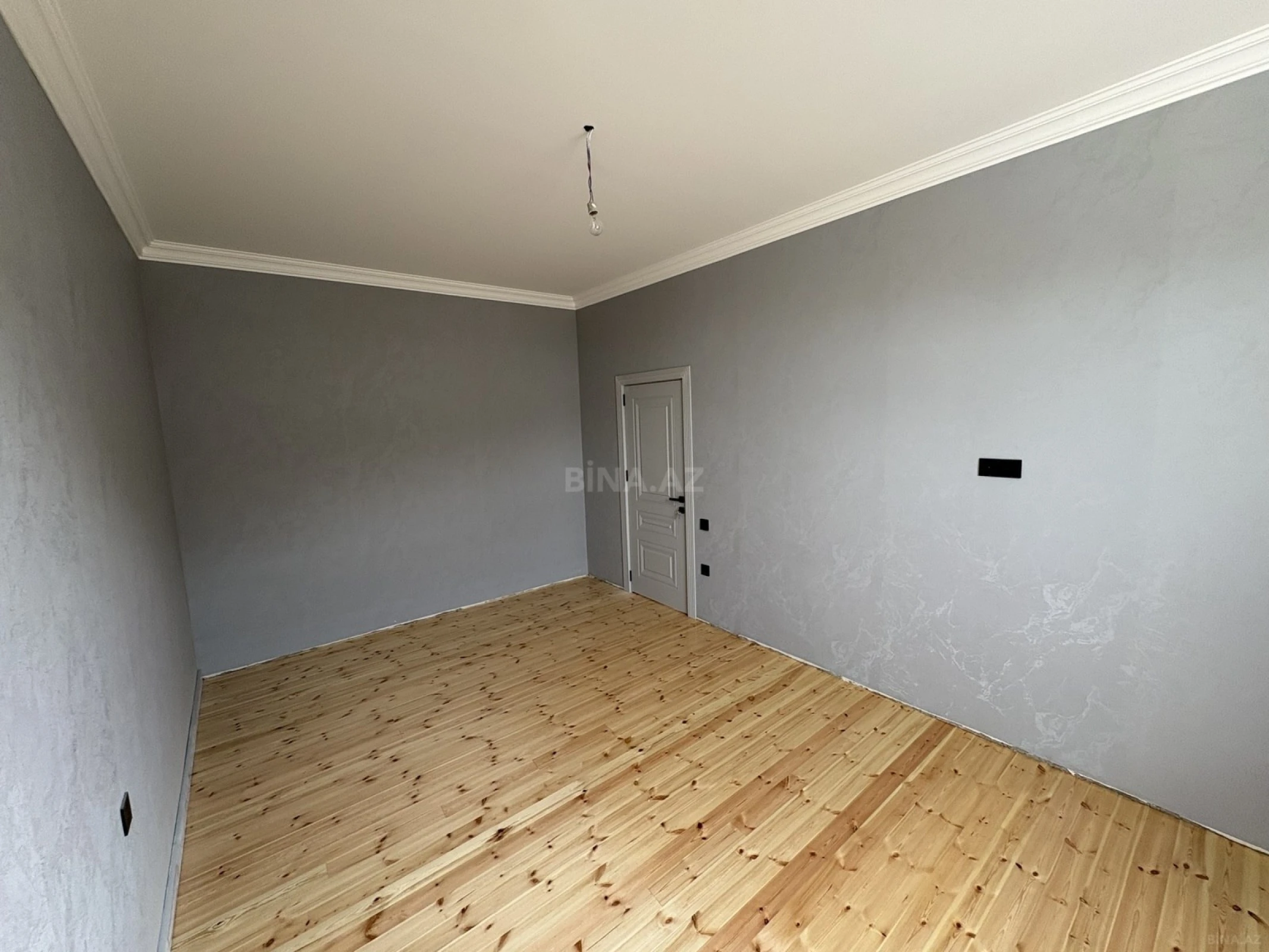 Satılır 4 otaqlı həyət evi 136 m²