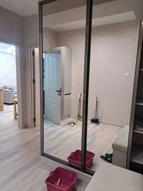 Kirayə verilir 2 otaqlı mənzil 70 m²