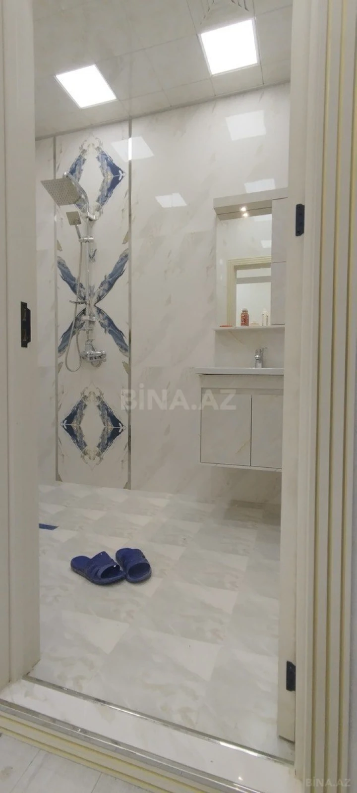 Satılır 3 otaqlı mənzil 96 m²