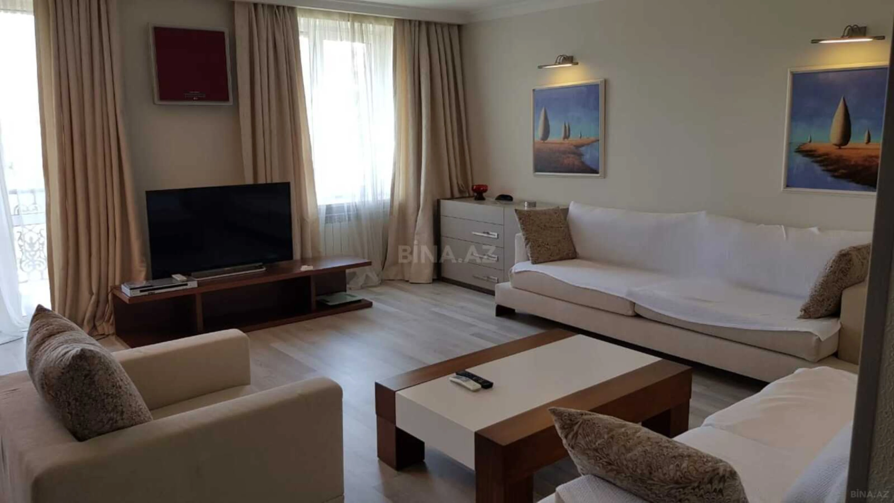 Kirayə verilir 2 otaqlı mənzil 68 m²