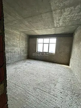 Satılır 4 otaqlı mənzil 175 m²