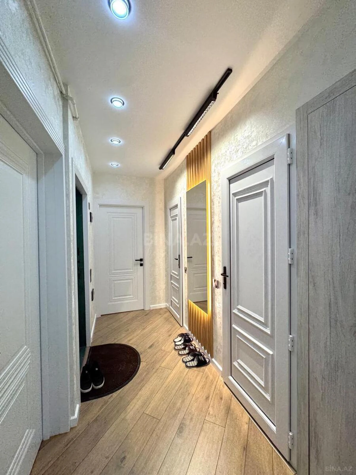 Satılır 2 otaqlı mənzil 60 m²