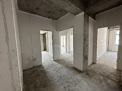 Satılır 3 otaqlı mənzil 110 m²