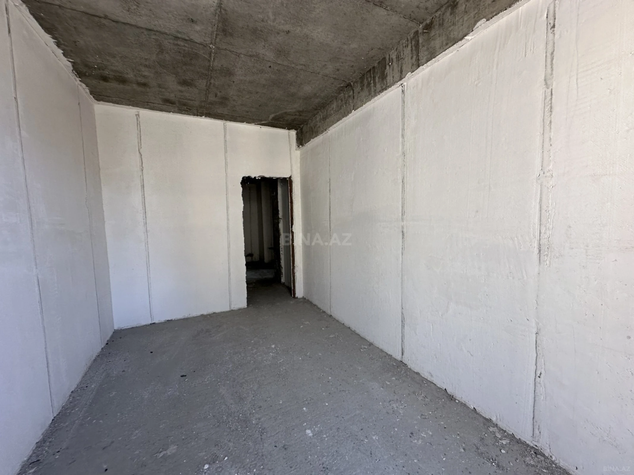 Satılır 3 otaqlı mənzil 110 m²