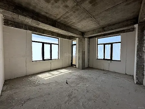 Satılır 3 otaqlı mənzil 110 m²