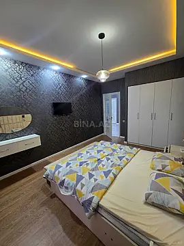 Kirayə verilir 3 otaqlı mənzil 149 m²