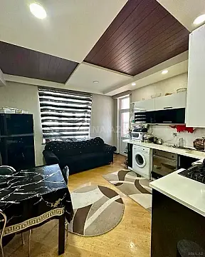 Satılır 4 otaqlı mənzil 157 m²