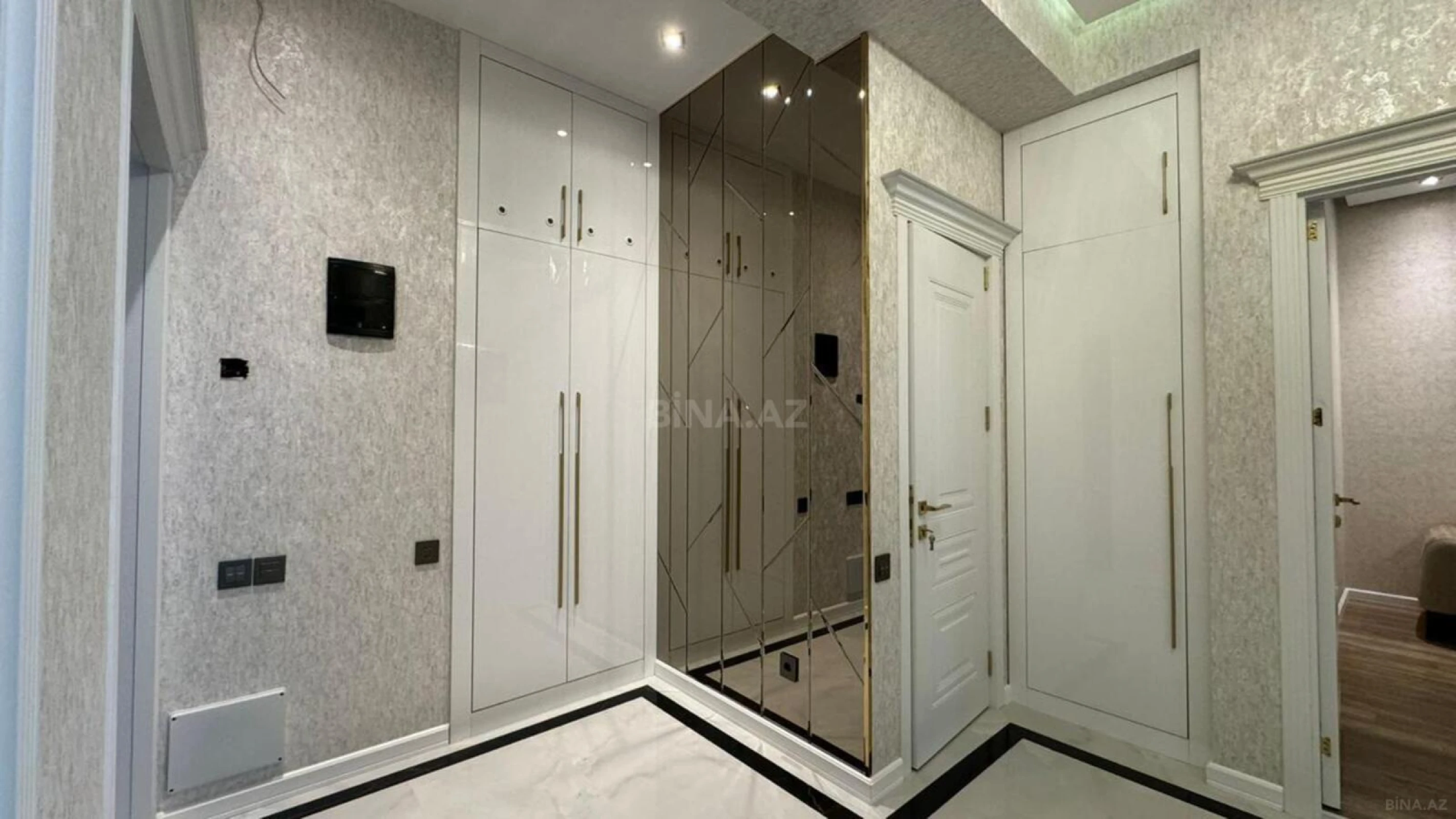 Kirayə verilir 3 otaqlı mənzil 90 m²