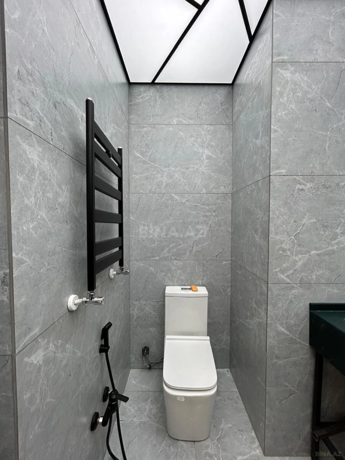 Satılır 3 otaqlı mənzil 90 m²