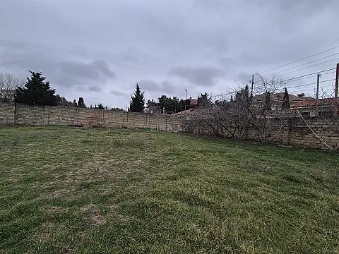 Satılır torpaq sahəsi 20 m²