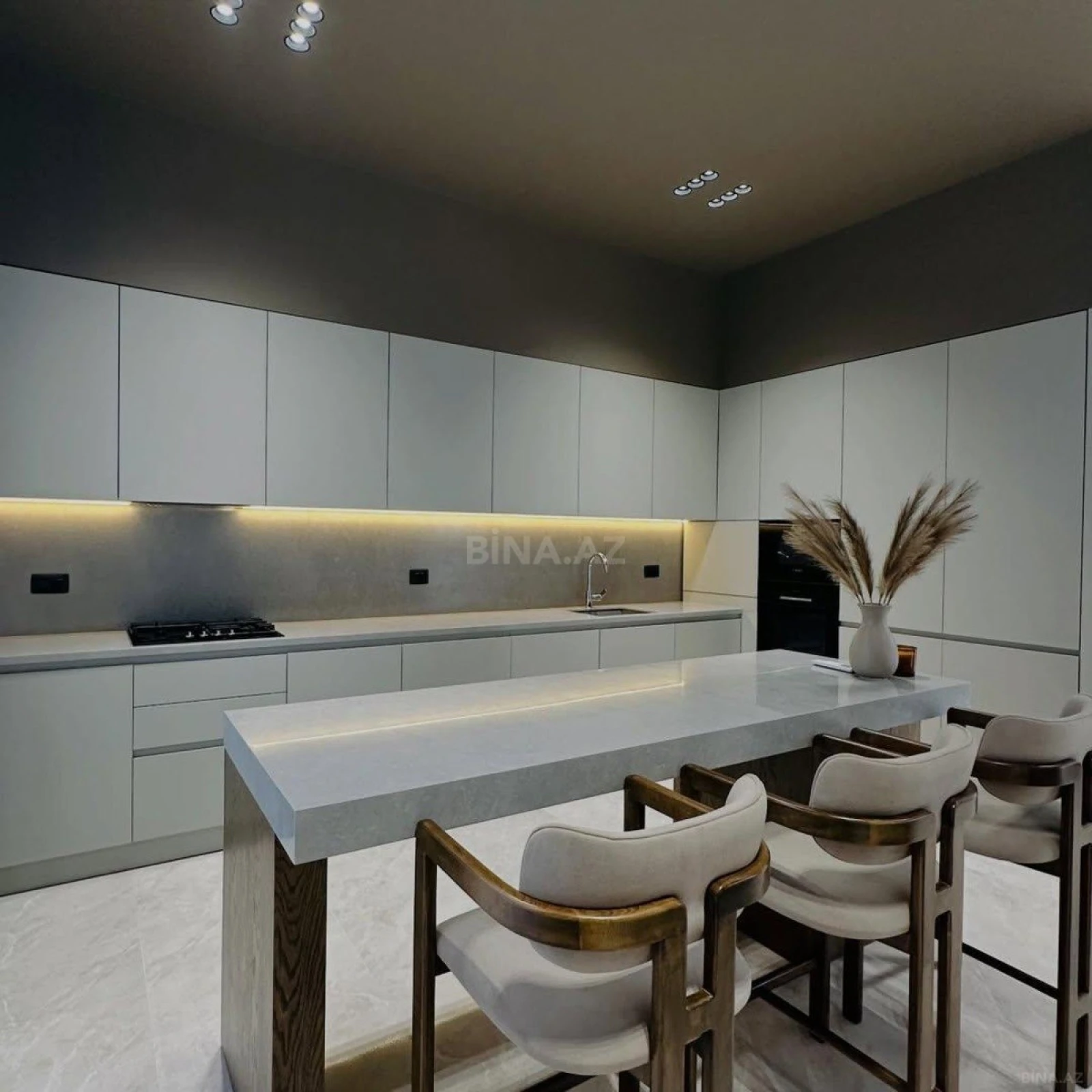 Kirayə verilir 5 otaqlı həyət evi 400 m²