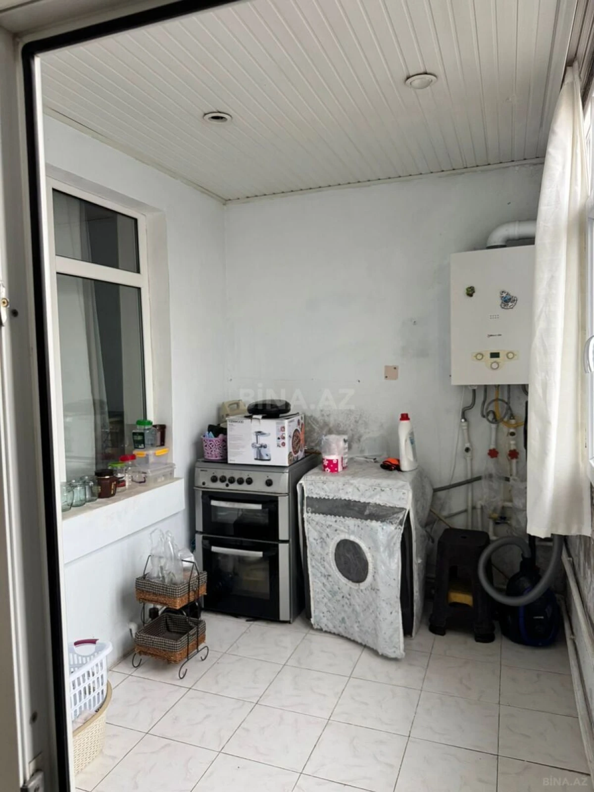 Satılır 4 otaqlı mənzil 110 m²