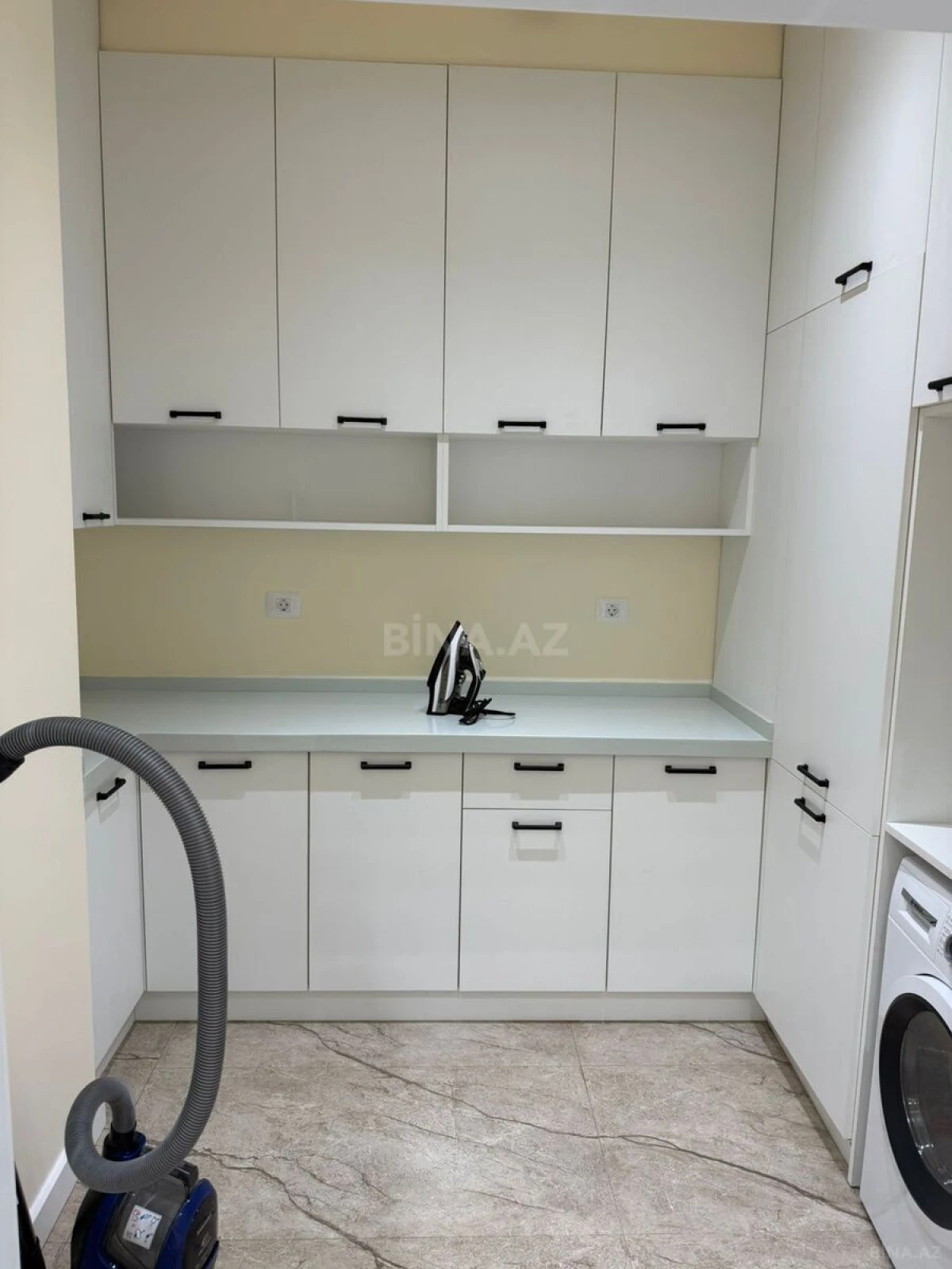 Kirayə verilir 3 otaqlı mənzil 157 m²