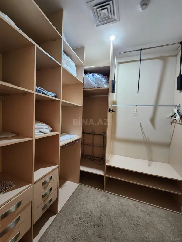 Kirayə verilir 3 otaqlı mənzil 200 m²