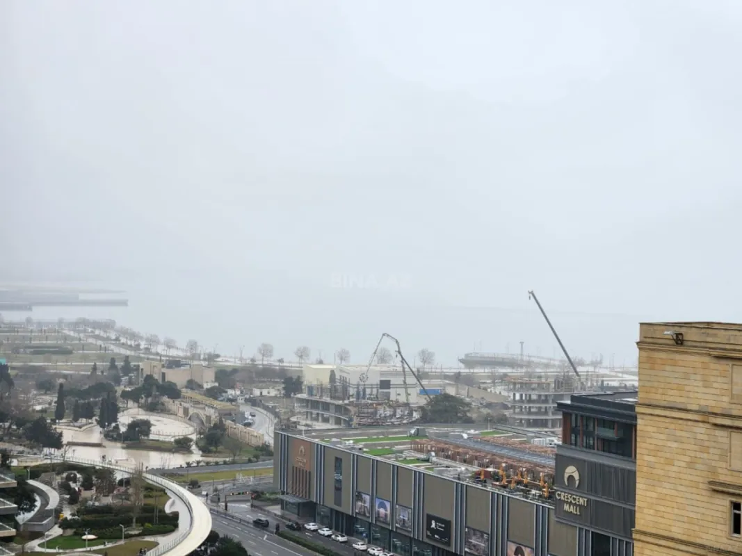 Kirayə verilir 3 otaqlı mənzil 200 m²