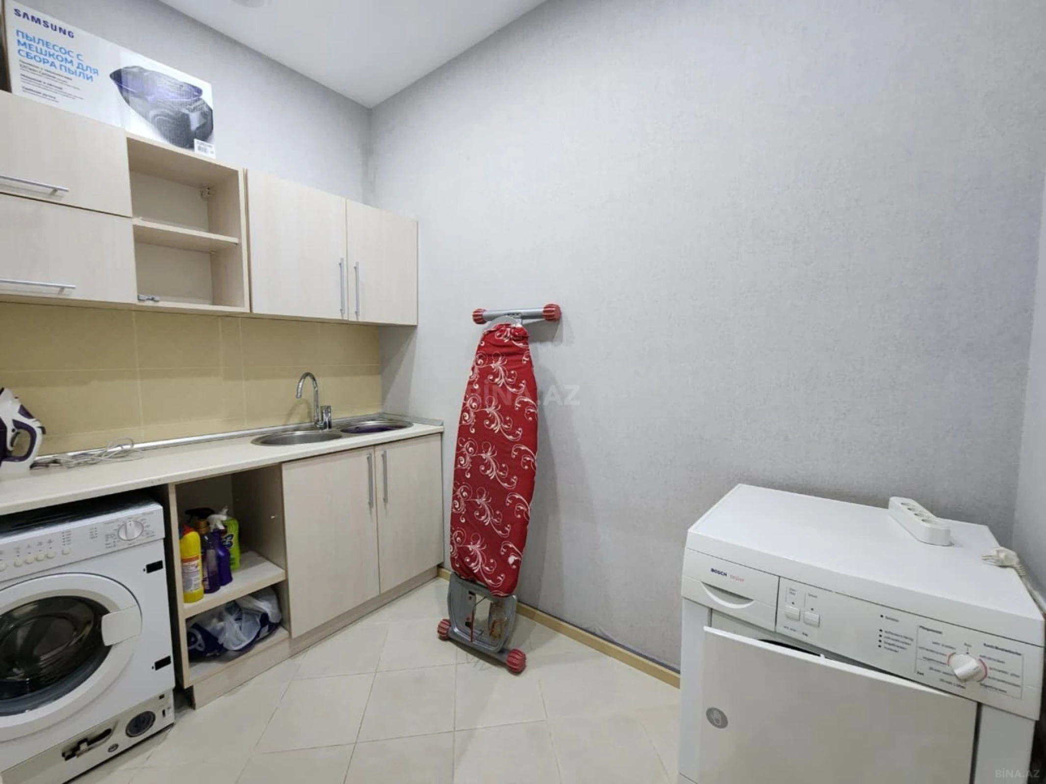 Kirayə verilir 3 otaqlı mənzil 200 m²