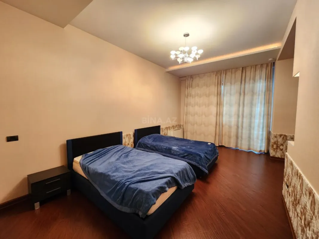Kirayə verilir 3 otaqlı mənzil 200 m²