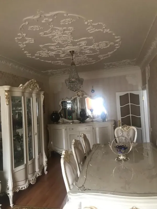 Satılır 3 otaqlı mənzil 90 m²