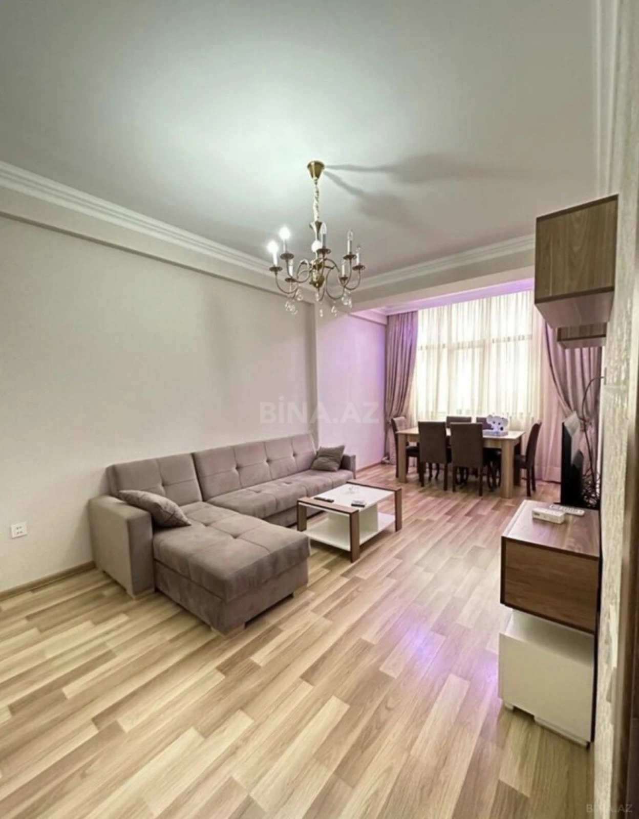 Kirayə verilir 2 otaqlı mənzil 85 m²