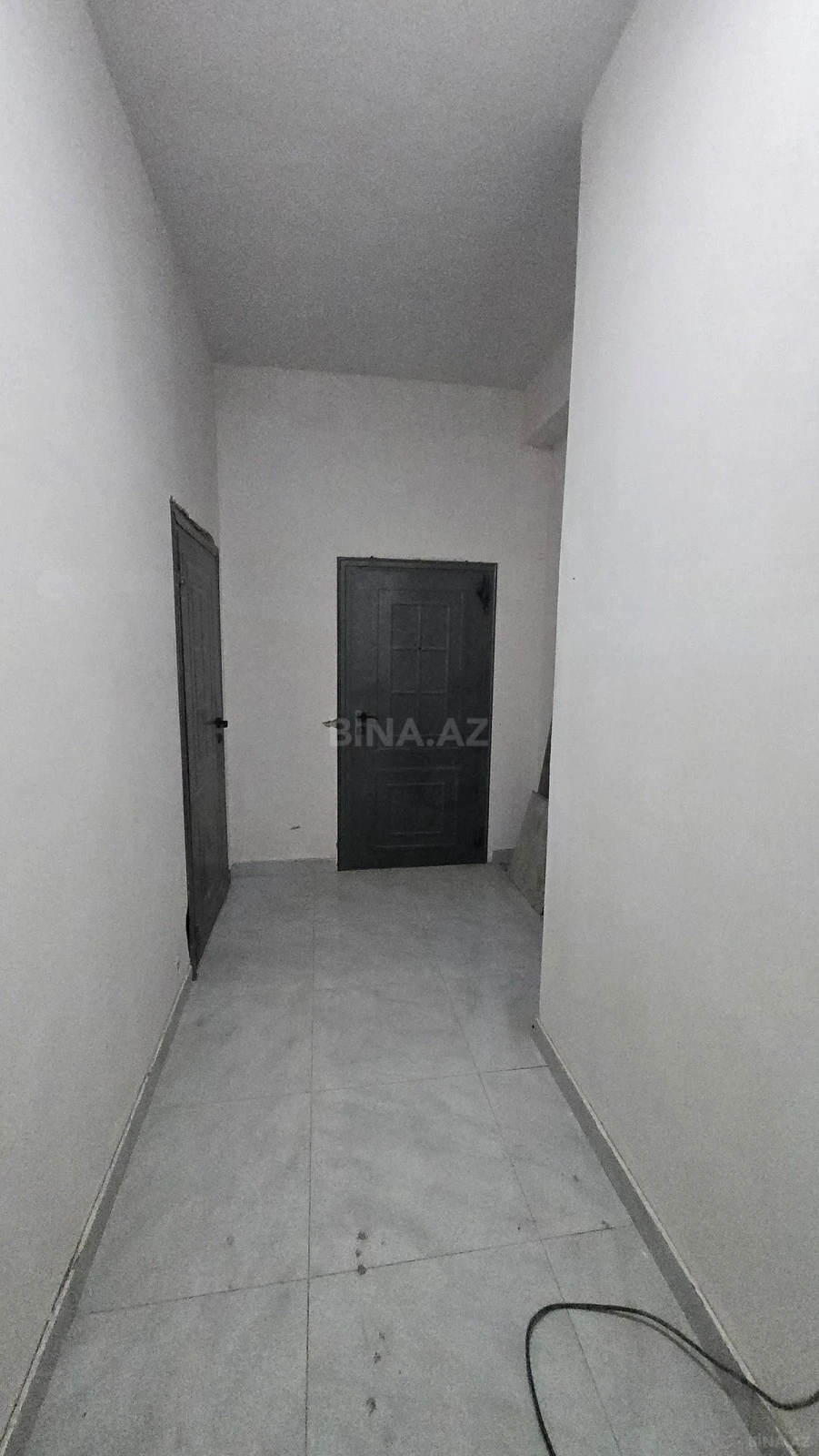 Satılır 2 otaqlı mənzil 72.3 m²