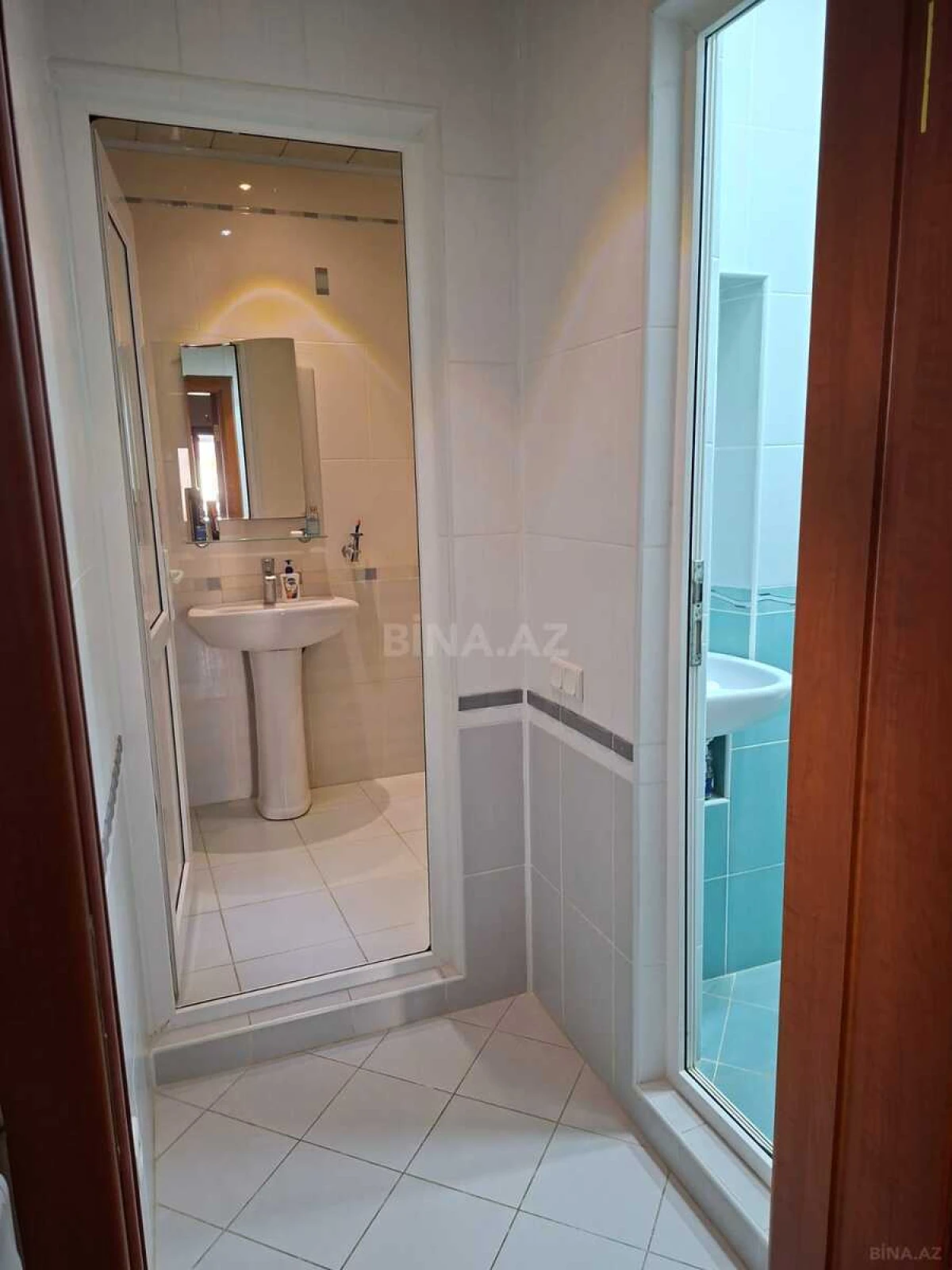 Satılır 2 otaqlı mənzil 88 m²