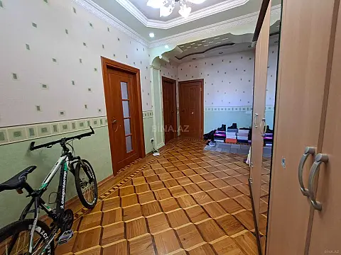 Satılır 2 otaqlı mənzil 88 m²