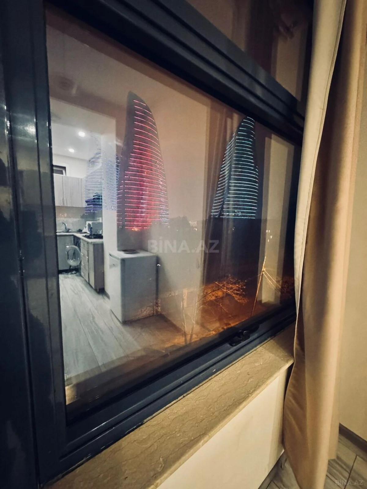 Kirayə verilir 2 otaqlı mənzil 60 m²