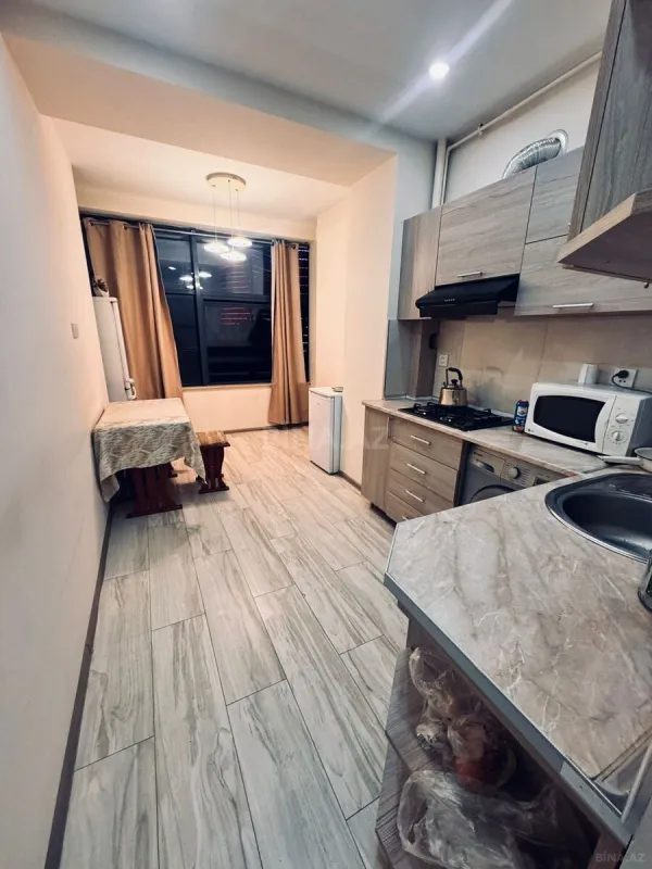 Kirayə verilir 2 otaqlı mənzil 60 m²