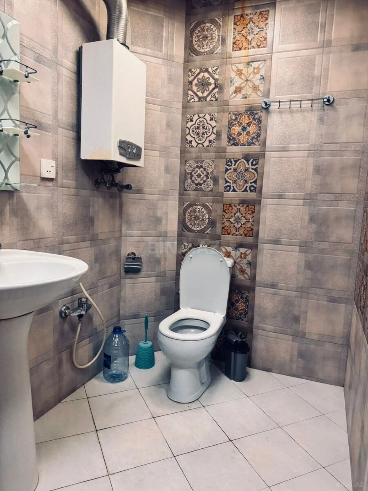 Kirayə verilir 2 otaqlı mənzil 60 m²