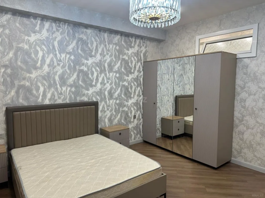 Kirayə verilir 3 otaqlı mənzil 115 m²