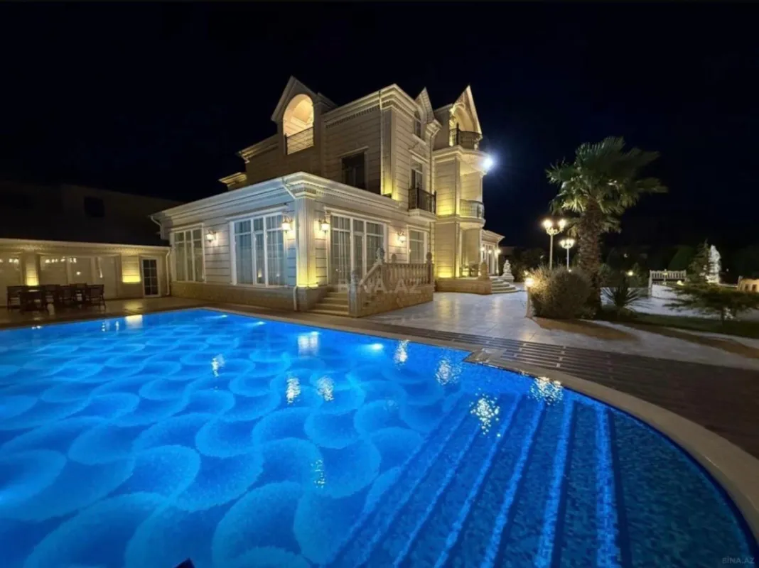 Kirayə verilir 6 otaqlı həyət evi 500 m²